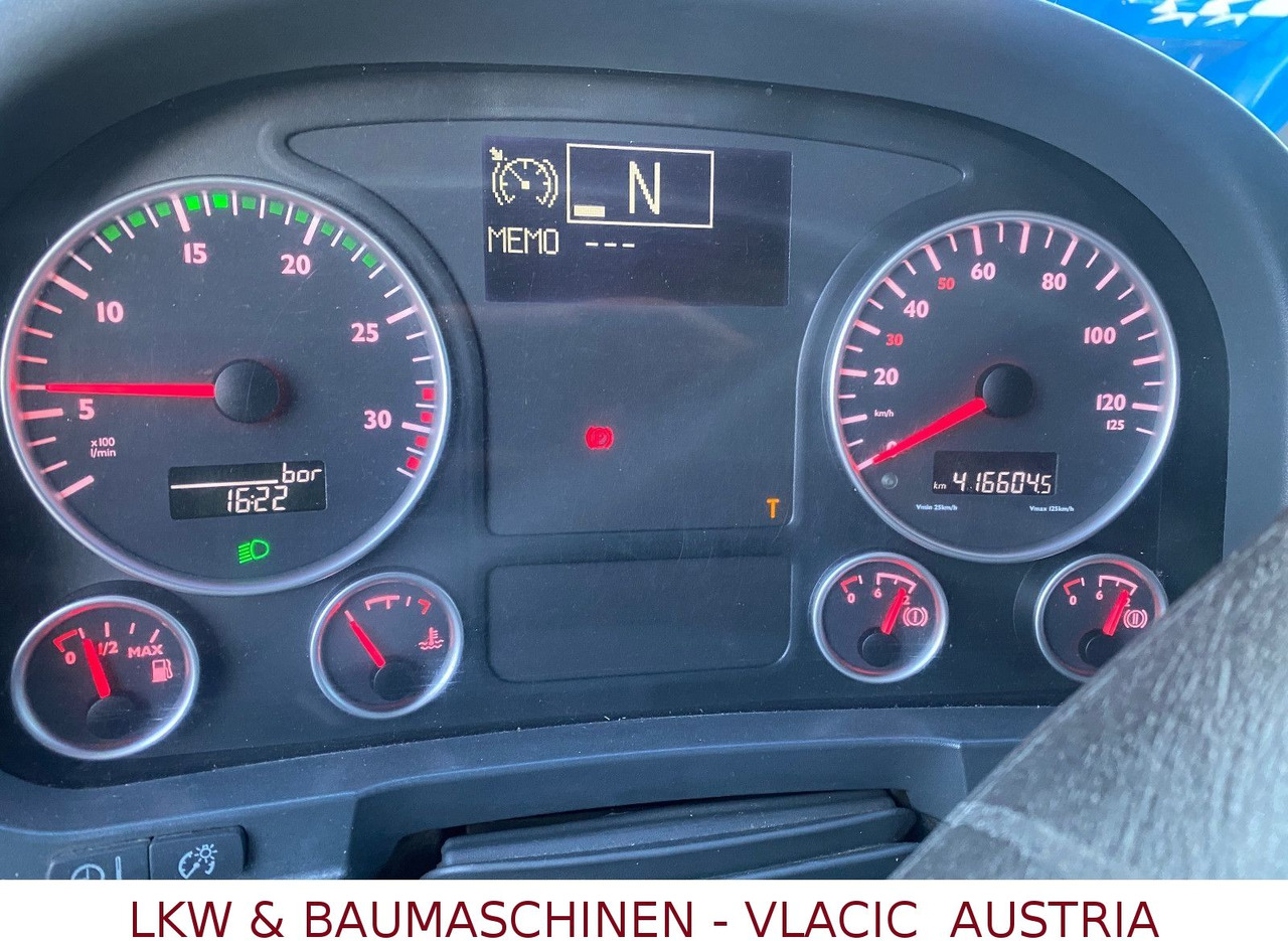 MAN TGL 12.240 - Caminhão com lona: foto 5 MAN TGL 12.240 - Caminhão com lona: foto 5