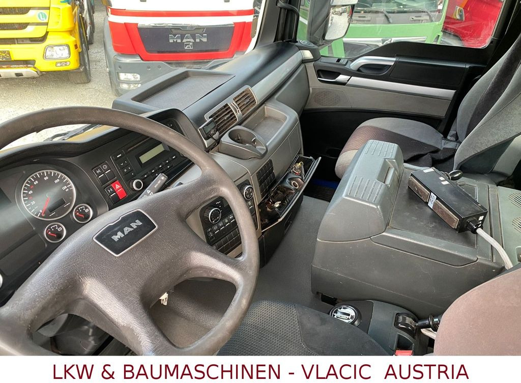 MAN TGS 33.440 (6x4) EEV Abrollkipper MAN TGS 33.440 (6x4) EEV Abrollkipper - Caminhão polibenne: foto 5 MAN TGS 33.440 (6x4) EEV Abrollkipper MAN TGS 33.440 (6x4) EEV Abrollkipper - Caminhão polibenne: foto 5