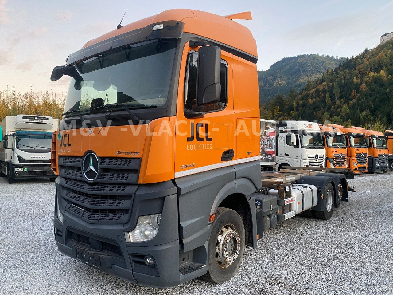 Mercedes-Benz 2542 - Caminhão transportador de contêineres/ Caixa móvel: foto 1 Mercedes-Benz 2542 - Caminhão transportador de contêineres/ Caixa móvel: foto 1