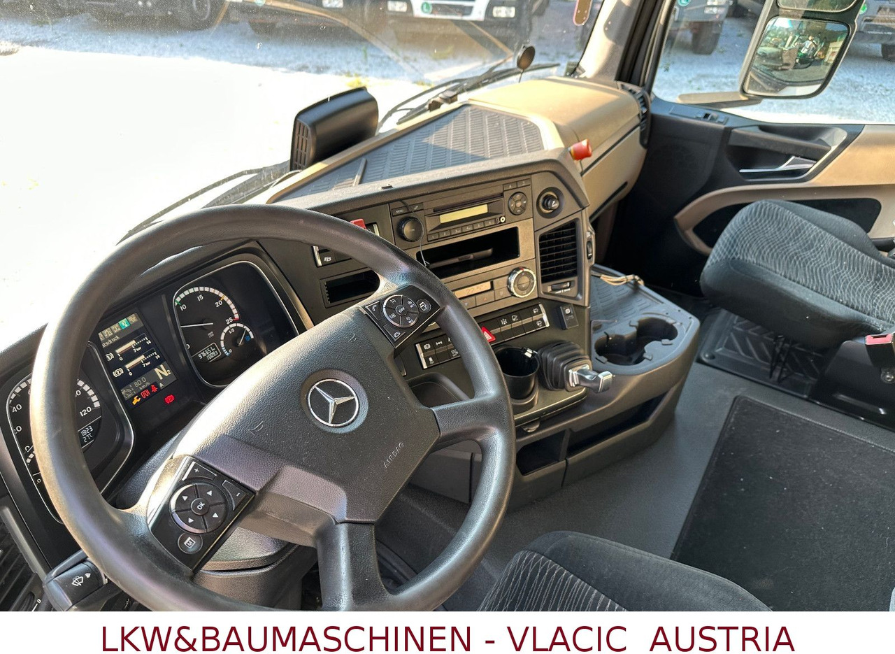Mercedes-Benz Actros 1840 ADR ( 17 Stk. auf Lager 2017 jahr) - Tractor: foto 4 Mercedes-Benz Actros 1840 ADR ( 17 Stk. auf Lager 2017 jahr) - Tractor: foto 4