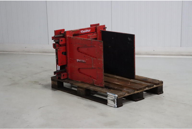 Bolzoni KS04CF0A - Equipamento: foto 1 Bolzoni KS04CF0A - Equipamento: foto 1