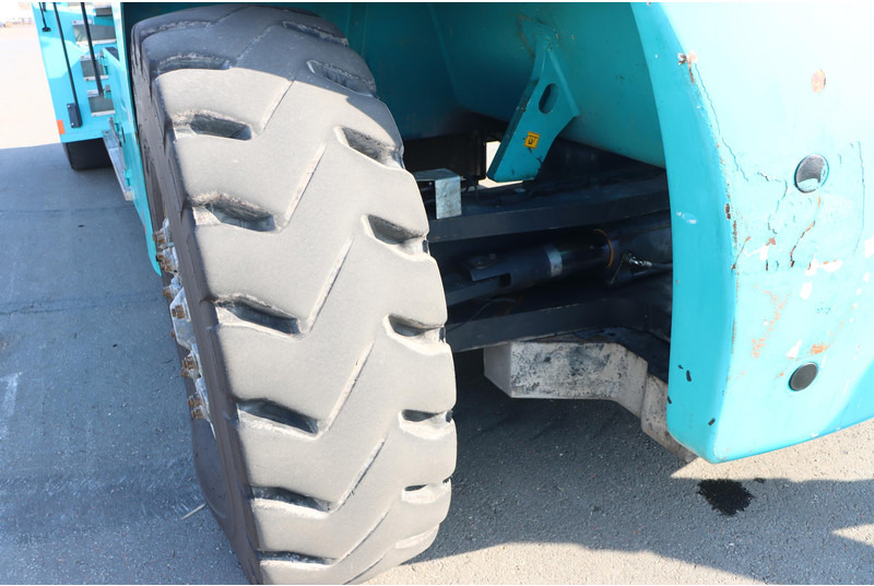 Reachstacker porta contentores KONECRANES 4531TC5: foto 14