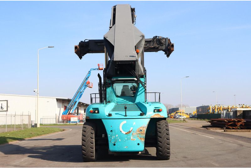 Reachstacker porta contentores KONECRANES 4531TC5: foto 10