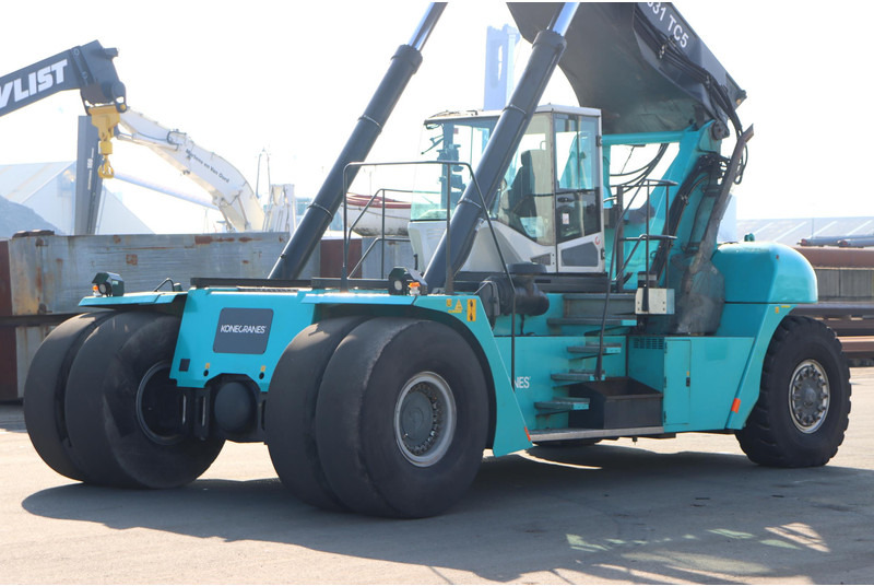Reachstacker porta contentores KONECRANES 4531TC5: foto 6