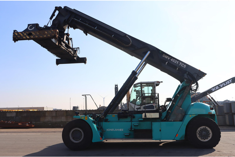 Reachstacker porta contentores KONECRANES 4531TC5: foto 7