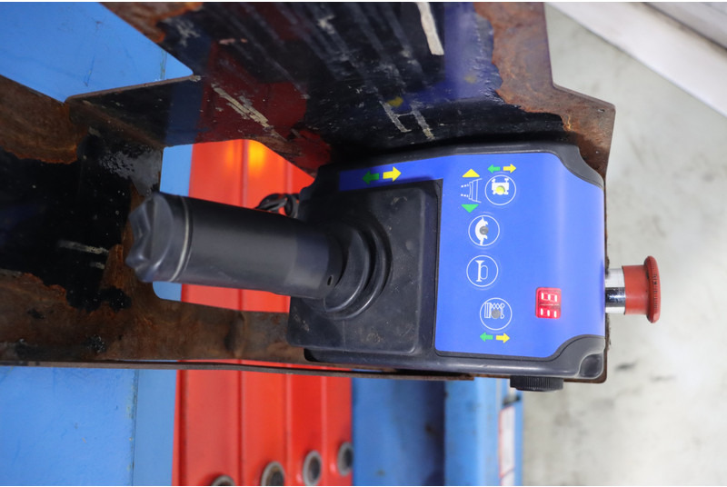 Mantall XE140W - Plataforma de Tijera/ Plataforma de tesoura: foto 2 Mantall XE140W - Plataforma de Tijera/ Plataforma de tesoura: foto 2