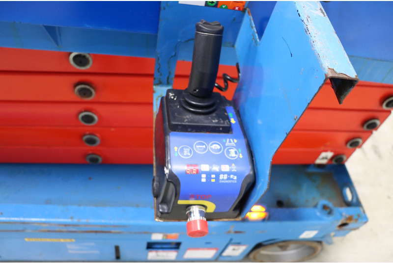 Mantall XE140W - Plataforma de Tijera/ Plataforma de tesoura: foto 2 Mantall XE140W - Plataforma de Tijera/ Plataforma de tesoura: foto 2