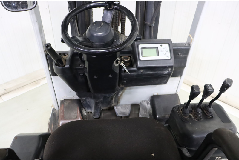 TCM FB20-E1 - Empilhadeira elétrica: foto 2 TCM FB20-E1 - Empilhadeira elétrica: foto 2