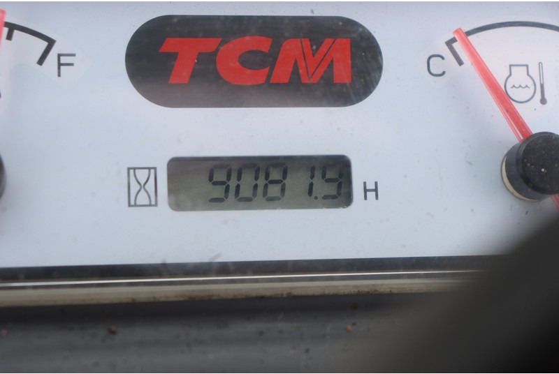 Empilhadeira a diesel TCM FD80-2: foto 9