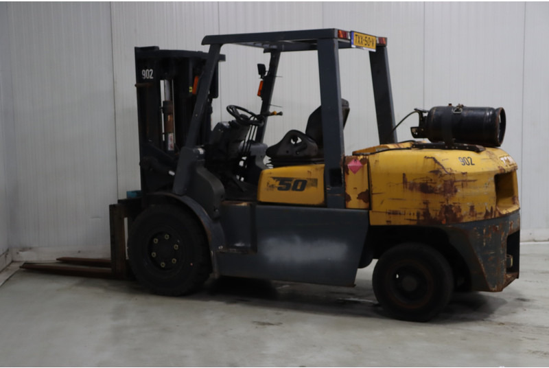 TCM FG50T9 - Empilhadeira a gás: foto 5 TCM FG50T9 - Empilhadeira a gás: foto 5