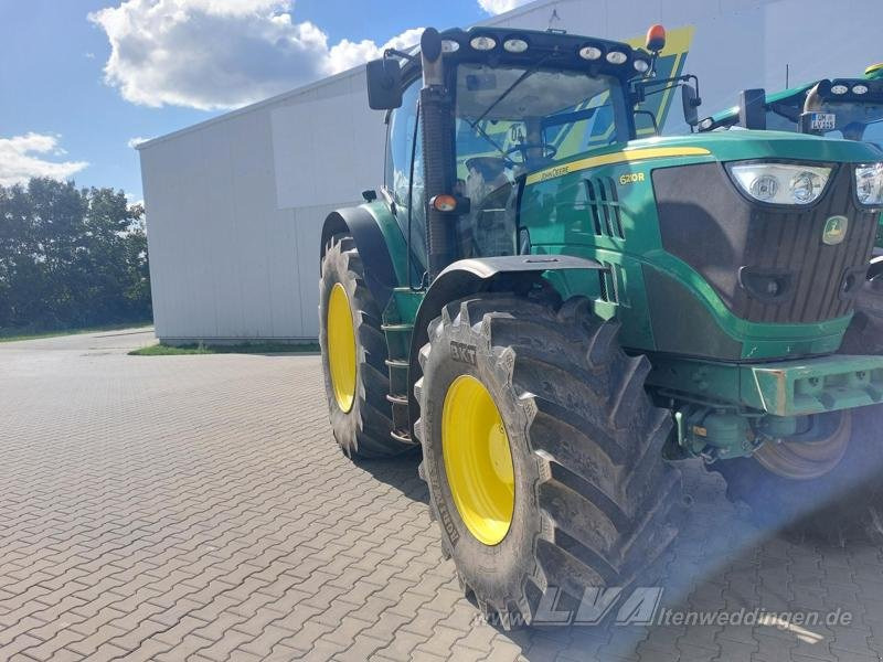 John Deere 6210R - Trator: foto 2 John Deere 6210R - Trator: foto 2
