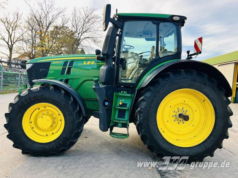Trator John Deere 6250R ULTIMATE CommandPro: foto 8
