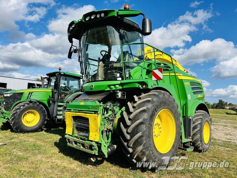 John Deere 8300 - Trator: foto 1 John Deere 8300 - Trator: foto 1