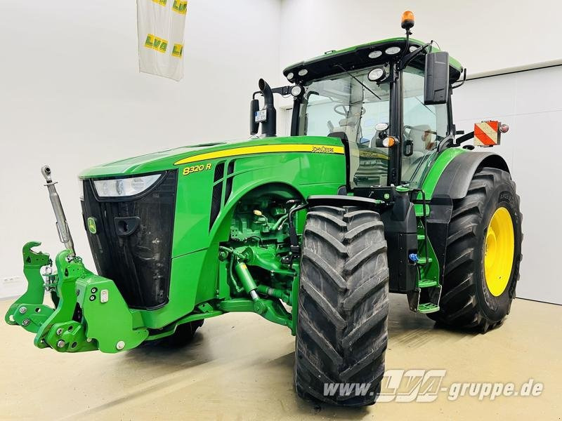 John Deere 8320R Premium Edition - Trator: foto 1 John Deere 8320R Premium Edition - Trator: foto 1