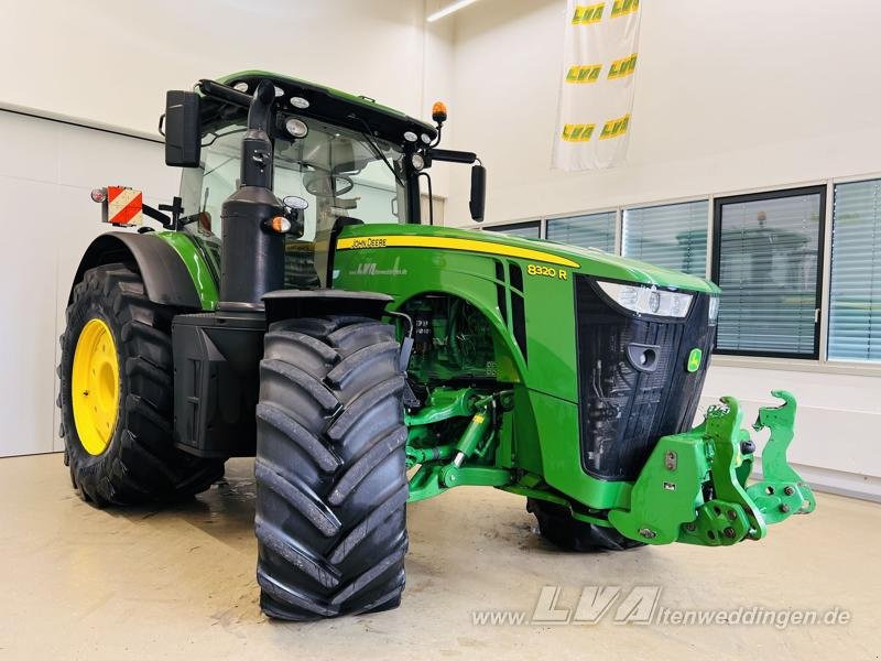 John Deere 8320R ULTIMATE - Trator: foto 2 John Deere 8320R ULTIMATE - Trator: foto 2