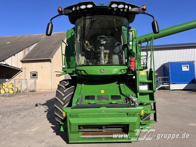 John Deere W550 - Ceifeira debulhadora: foto 4 John Deere W550 - Ceifeira debulhadora: foto 4