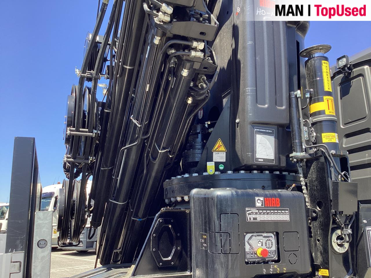 MAN TGS 35.510 8x4 BL CH HIAB X-HiPro 858 E 8 - Camião de caixa aberta/ Plataforma, Caminhão grua: foto 5 MAN TGS 35.510 8x4 BL CH HIAB X-HiPro 858 E 8 - Camião de caixa aberta/ Plataforma, Caminhão grua: foto 5