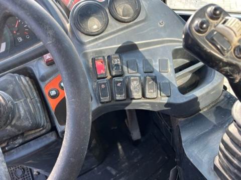 KUBOTA R082 - Carregadeira de rodas: foto 5 KUBOTA R082 - Carregadeira de rodas: foto 5