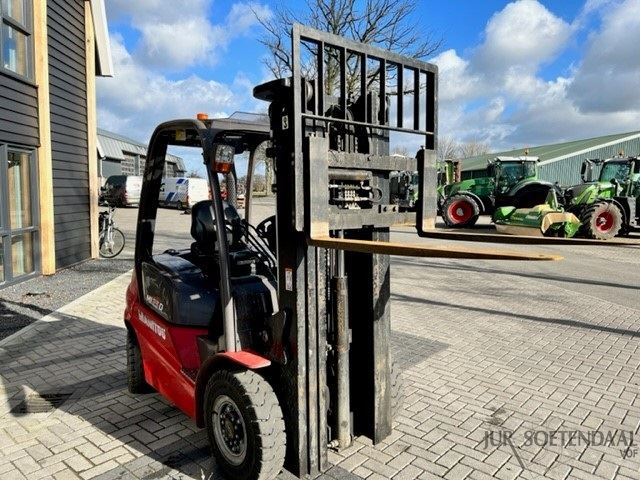 MANITOU MI25D - Empilhadeira a diesel: foto 2 MANITOU MI25D - Empilhadeira a diesel: foto 2