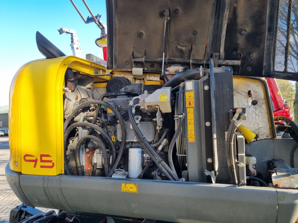 Escavadeira de rodas NEUSON 9503: foto 15 Escavadeira de rodas NEUSON 9503: foto 15