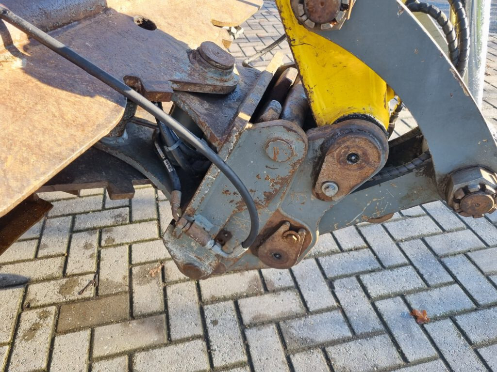 Escavadeira de rodas NEUSON 9503: foto 13 Escavadeira de rodas NEUSON 9503: foto 13