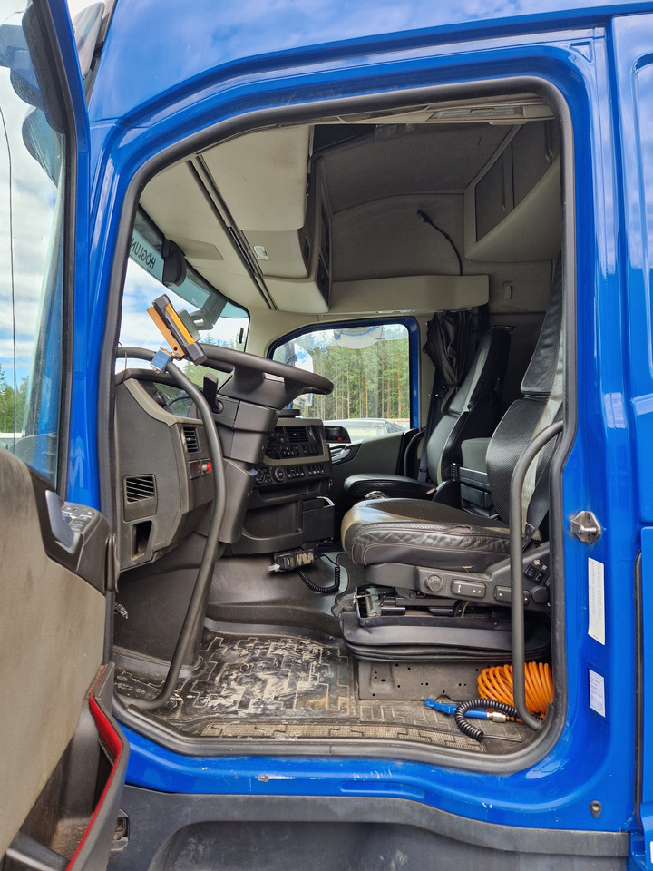 VOLVO FH540 6x2 - Caminhão basculante: foto 5 VOLVO FH540 6x2 - Caminhão basculante: foto 5