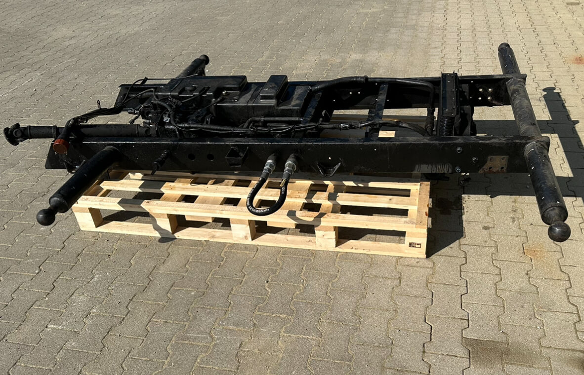 Estrutura/ Châssis de Caminhão Unimog Leistungshydraulik Mercedes-Benz U400: foto 6 Estrutura/ Châssis de Caminhão Unimog Leistungshydraulik Mercedes-Benz U400: foto 6