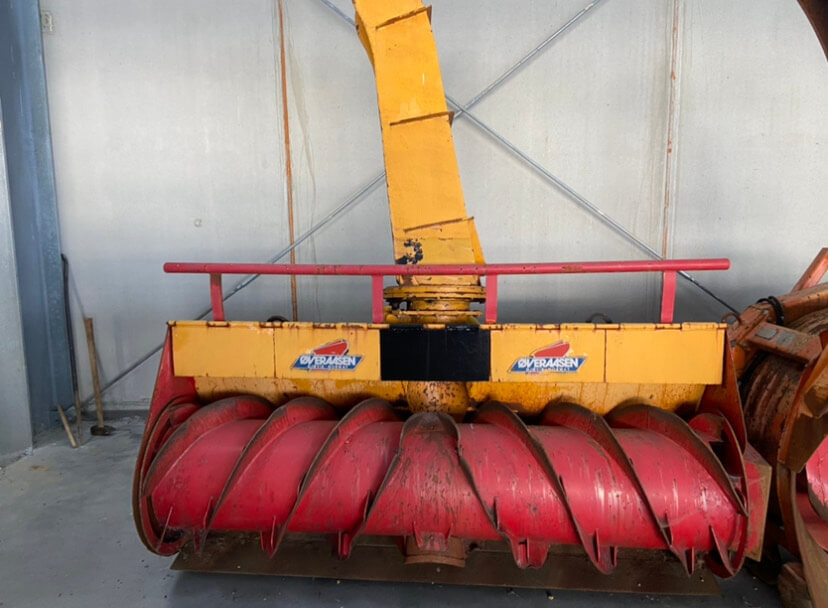 Unimog Schneefräse Overaasen T-70B - Lâmina limpa-neves: foto 2 Unimog Schneefräse Overaasen T-70B - Lâmina limpa-neves: foto 2