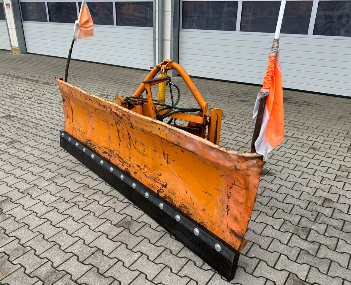 Unimog Schneepflug - Schneeschild Schmidt Landw. - Lâmina limpa-neves: foto 1 Unimog Schneepflug - Schneeschild Schmidt Landw. - Lâmina limpa-neves: foto 1