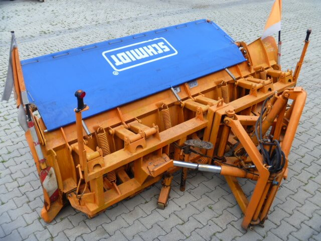 Unimog Schneepflug - Schneeschild Schmidt MF 3.3 - Lâmina limpa-neves: foto 3 Unimog Schneepflug - Schneeschild Schmidt MF 3.3 - Lâmina limpa-neves: foto 3