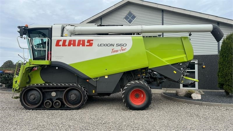 Claas LEXION 560 Med ny bælter og 4wd - Ceifeira debulhadora: foto 5 Claas LEXION 560 Med ny bælter og 4wd - Ceifeira debulhadora: foto 5