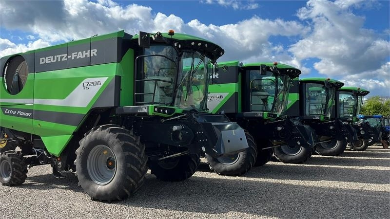 Deutz-fahr C7206 With 24feed - 7.2m header. New and unused Co - Ceifeira debulhadora: foto 1 Deutz-fahr C7206 With 24feed - 7.2m header. New and unused Co - Ceifeira debulhadora: foto 1