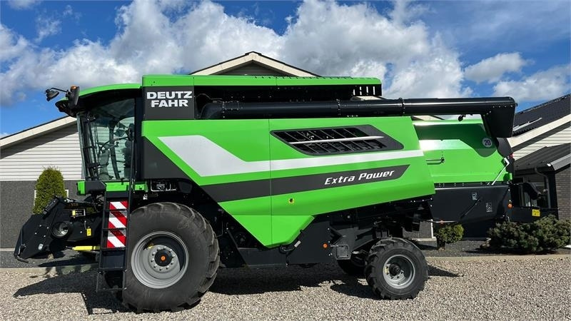Deutz-fahr C7206 With 24feed - 7.2m header. New and unused Co - Ceifeira debulhadora: foto 1 Deutz-fahr C7206 With 24feed - 7.2m header. New and unused Co - Ceifeira debulhadora: foto 1