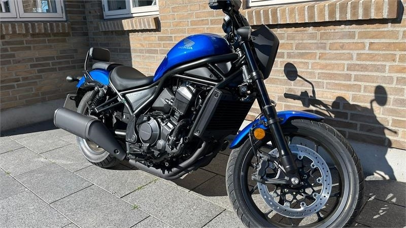 Honda 1100 Rebel, Ny Motorcykel til små penge, og vi byt - Automóvel: foto 4 Honda 1100 Rebel, Ny Motorcykel til små penge, og vi byt - Automóvel: foto 4