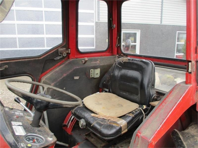 IH 474 En ejers traktor med lukket kabine på - Trator: foto 4 IH 474 En ejers traktor med lukket kabine på - Trator: foto 4