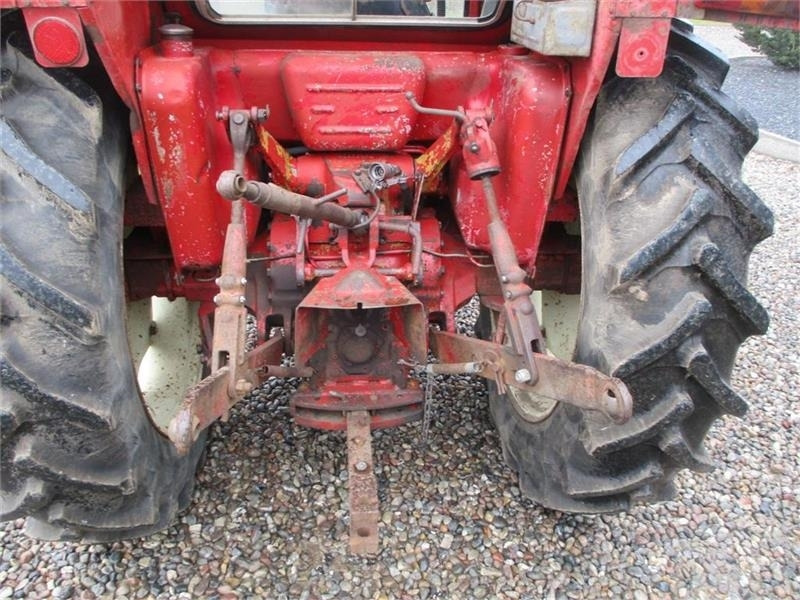 IH 474 En ejers traktor med lukket kabine på - Trator: foto 5 IH 474 En ejers traktor med lukket kabine på - Trator: foto 5