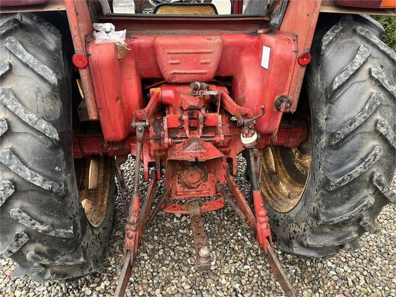 IH 574 handy traktor med servostyring. - Trator: foto 3 IH 574 handy traktor med servostyring. - Trator: foto 3