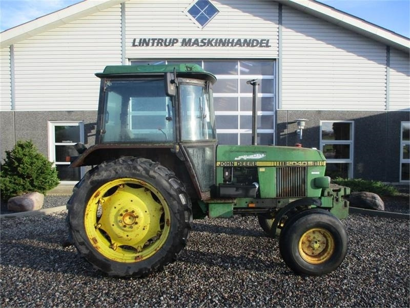 Locação de John Deere 2040 S  John Deere 2040 S: foto 6