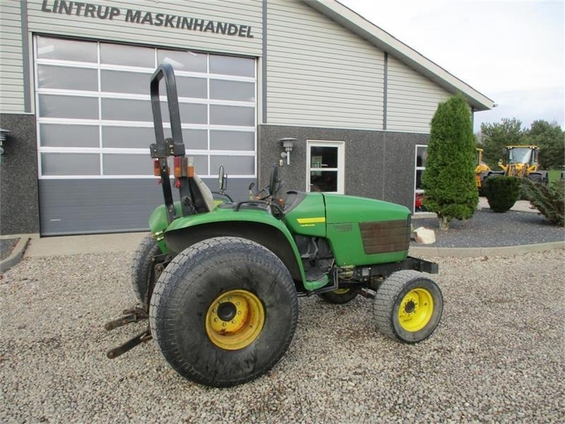 Trator John Deere 4600 Med Græshjul: foto 12