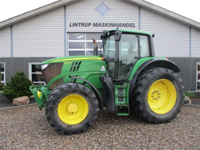 John Deere 6170M Med frontlift og frontPTO - Trator: foto 1 John Deere 6170M Med frontlift og frontPTO - Trator: foto 1