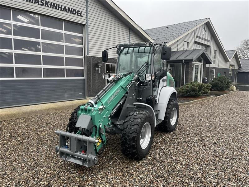 Kramer KL25.5T med teleskoparm, så den har stor rækkevidd - Carregadeira de rodas: foto 5 Kramer KL25.5T med teleskoparm, så den har stor rækkevidd - Carregadeira de rodas: foto 5