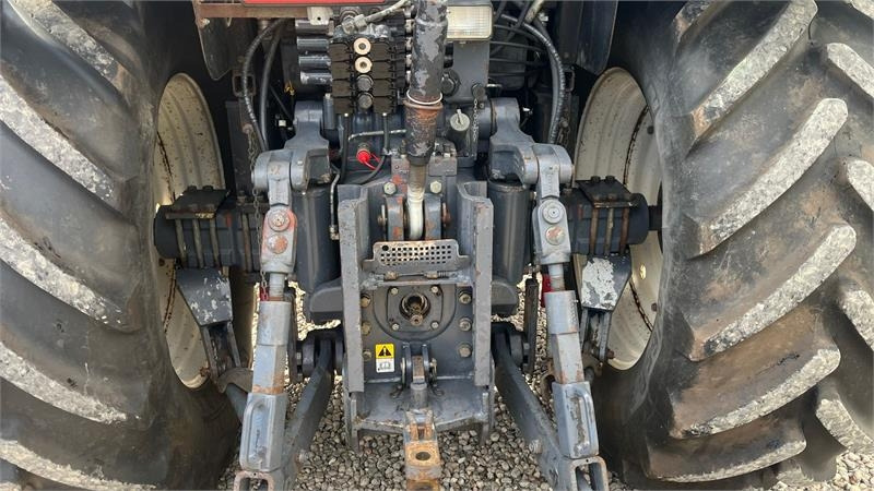 New Holland 8670 Supersteer Samme ejer siden 2012, evt. med tv - Trator: foto 4 New Holland 8670 Supersteer Samme ejer siden 2012, evt. med tv - Trator: foto 4