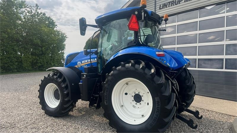 New Holland T7.175 RangeCommand med frontlift. Meget velholdt - Trator: foto 3 New Holland T7.175 RangeCommand med frontlift. Meget velholdt - Trator: foto 3