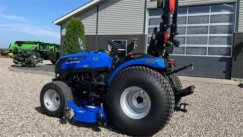 Solis 26 HST Hydrostat Turf hjul og klipperbord - Trator: foto 4 Solis 26 HST Hydrostat Turf hjul og klipperbord - Trator: foto 4