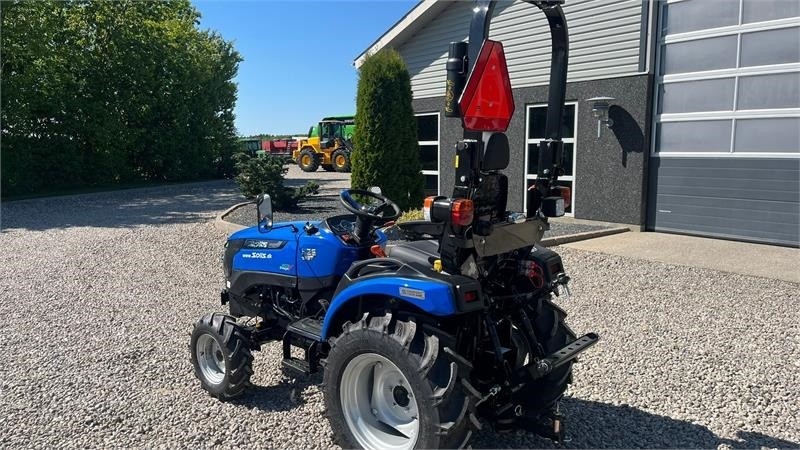 Solis H26 HST Hydrostat med Traktor dæk - Trator: foto 3 Solis H26 HST Hydrostat med Traktor dæk - Trator: foto 3