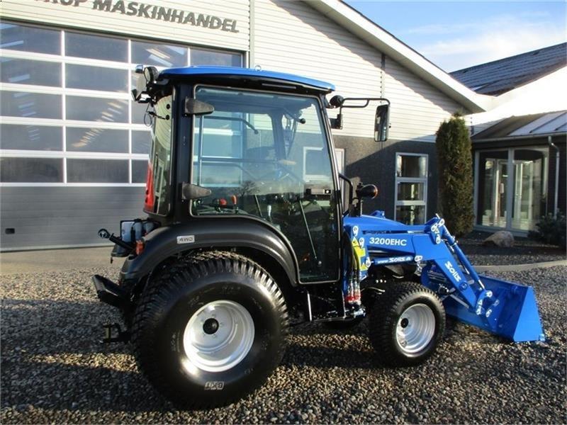 Trator municipal Solis H26 HST Med kabine, turf hjul og frontlæsser.: foto 17