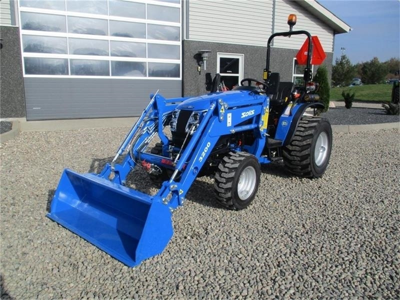 Solis S26 6+2 gearmaskine med Servostyring og fuldhydrau - Trator: foto 4 Solis S26 6+2 gearmaskine med Servostyring og fuldhydrau - Trator: foto 4