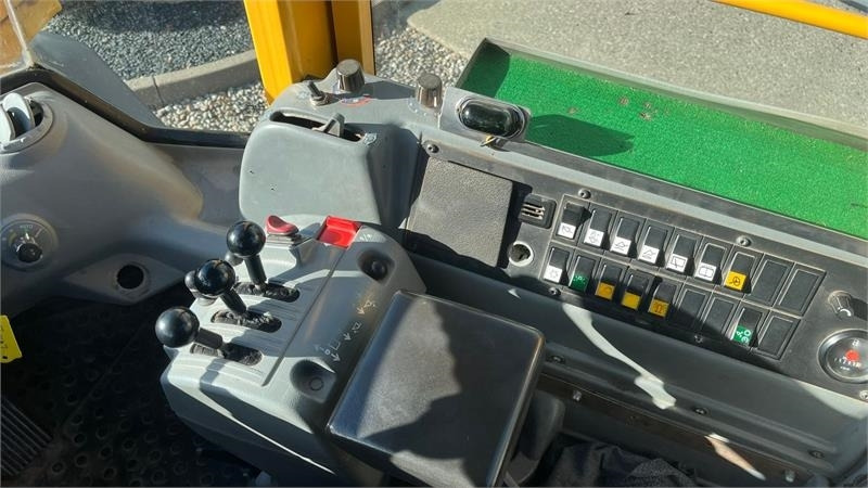 Volvo L70E Med hurtigskift og centralsmørring - Carregadeira de rodas: foto 5 Volvo L70E Med hurtigskift og centralsmørring - Carregadeira de rodas: foto 5