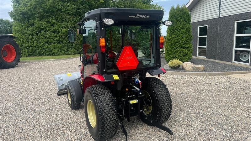 Trator Yanmar YT 235H 4WD Snow Edition med sneplov og spreder: foto 14