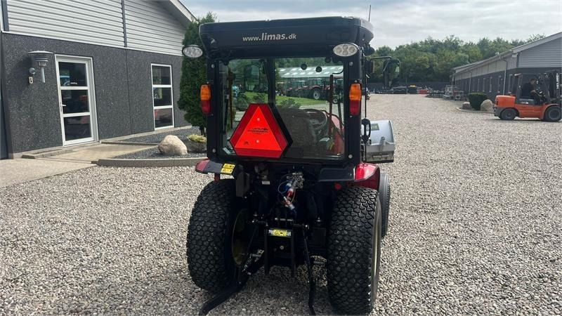 Trator Yanmar YT 235H 4WD Snow Edition med sneplov og spreder: foto 17